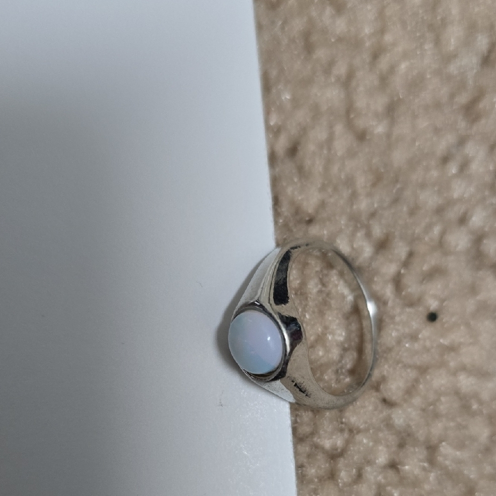 Elegant Silver Ring Set for Women - Picture 2 of 7